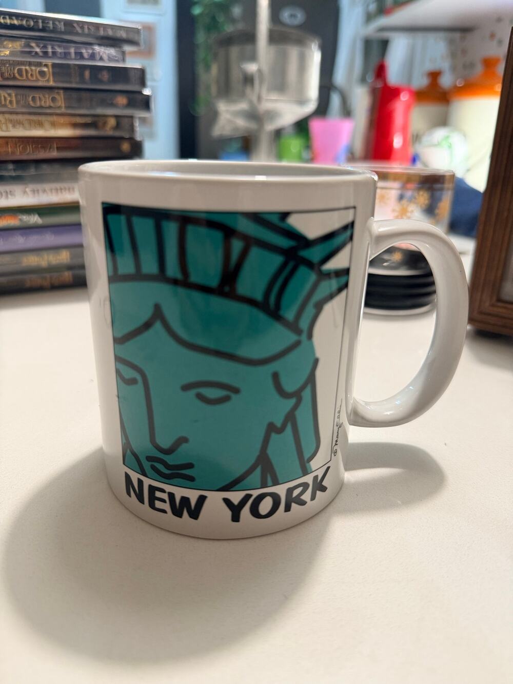Vintage Mary Ellis Statue of Liberty New York Pop Art Mug
